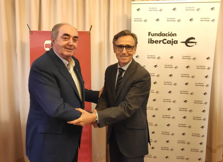 El presidente de la Cámara de Huesca y el director provincial de Ibercaja