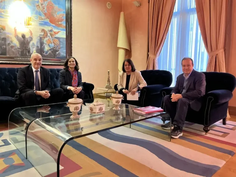 Reunión de las Cámaras de Aragón con la Justicia de Aragón