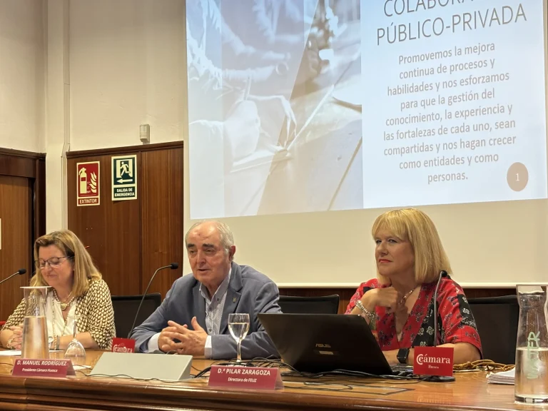 Marta Liesa, Manuel Rodríguez y Pilar Zaragoza